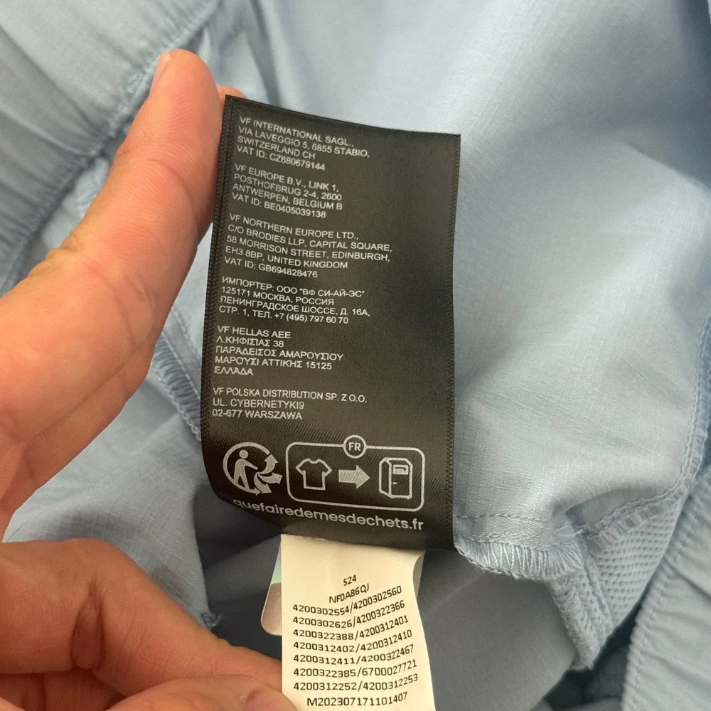 The North Face Mens XL Class V Belted Cargo Shorts Light Blue Ripstop Hiking 7in